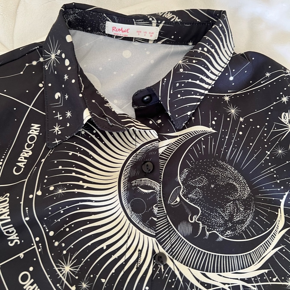 Astrological button down - Picture 5 of 7